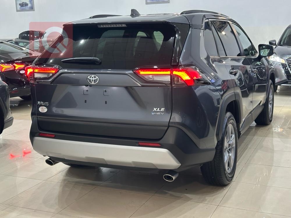 تويوتا راف 4